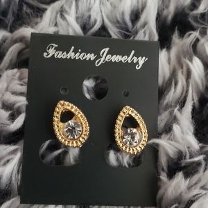 Gold-filled stud earrings